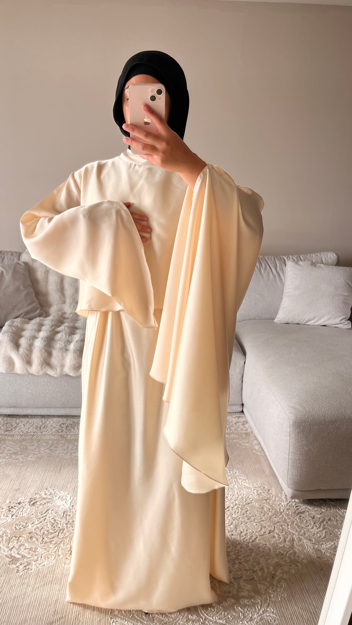 ABAYA SATINÉE