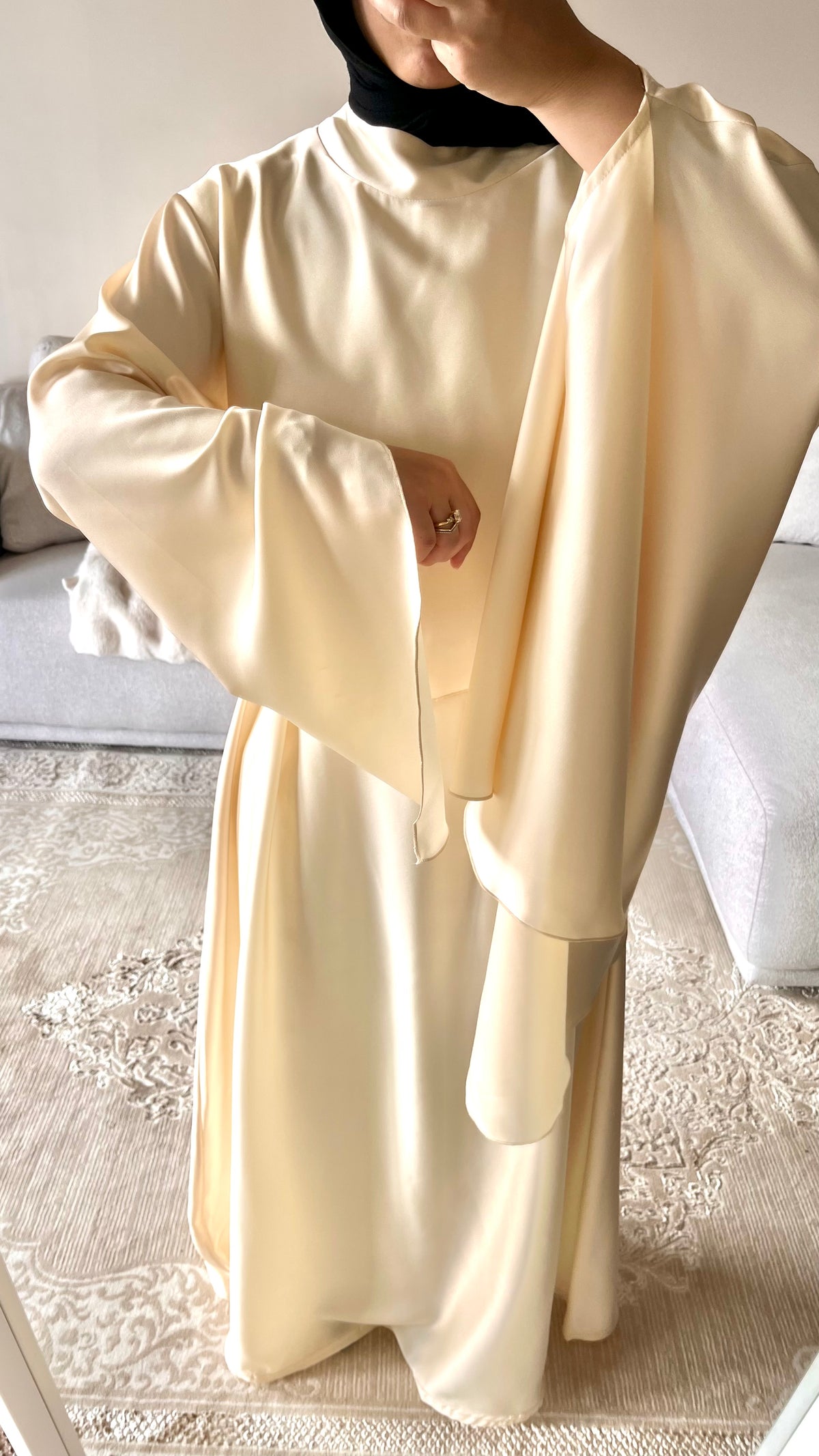 ABAYA SATINÉE