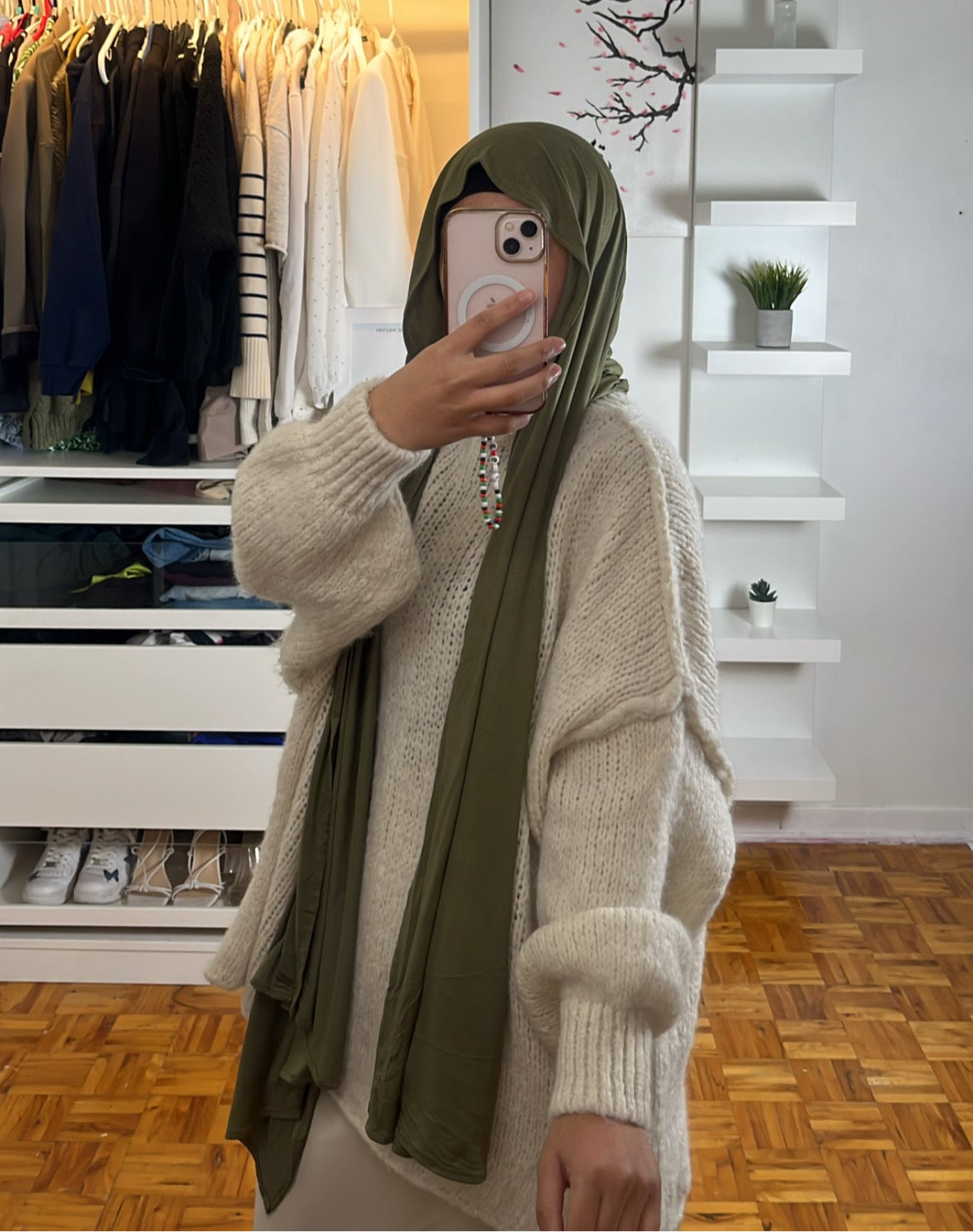 OVERSIZED WOOL SWEATER
