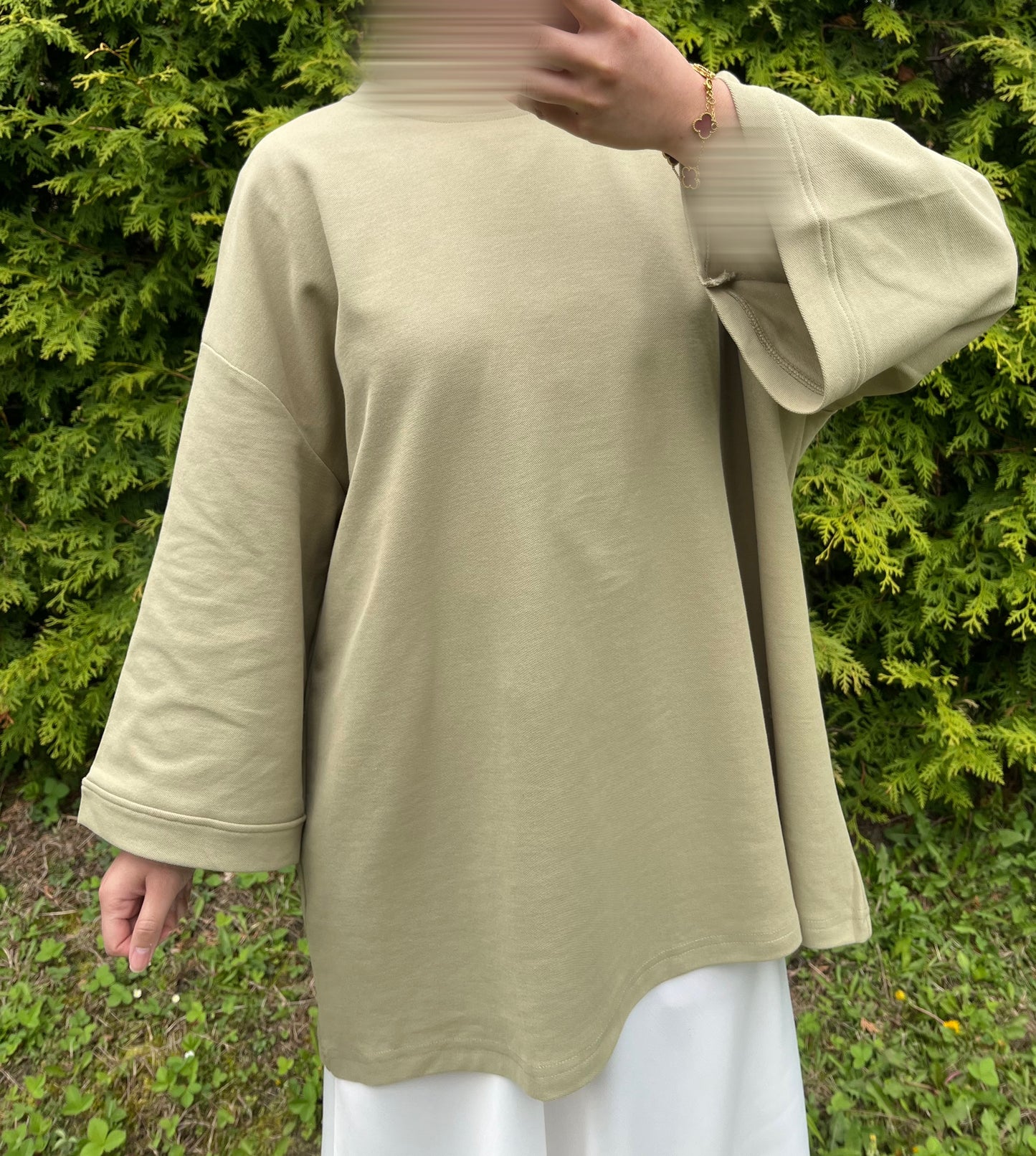 BASIC TEE
