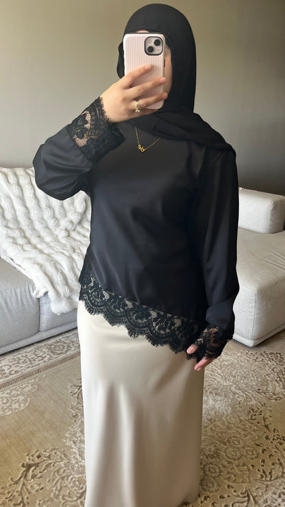 LACE TOP