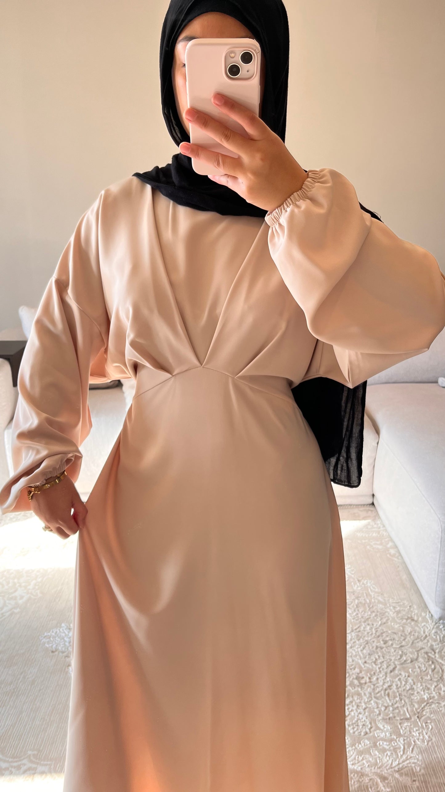 ABAYA CINTRÉE
