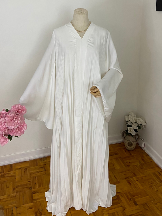 PLEATED ABAYA
