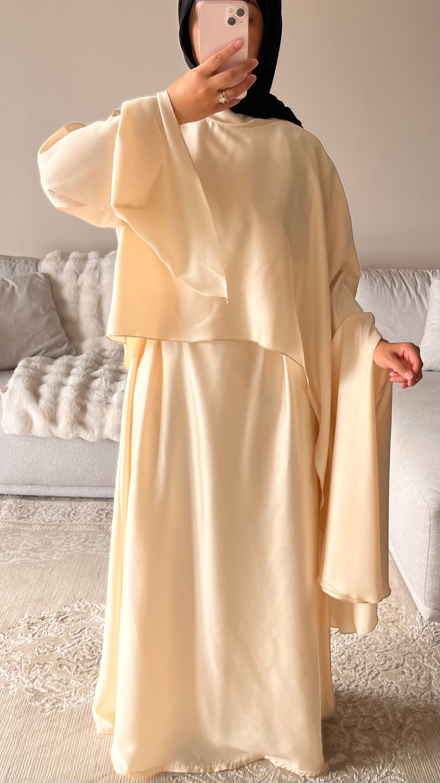 ABAYA SATINÉE