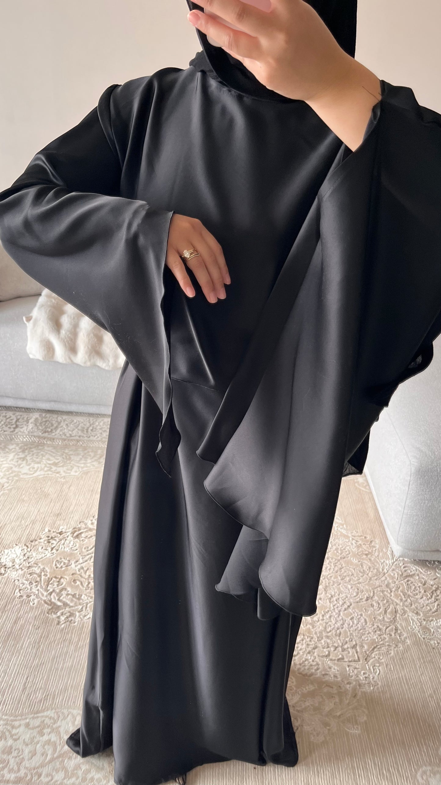 ABAYA SATINÉE